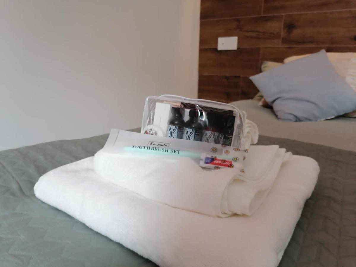 Terra Apartment - Ski In & Ski Out - Cerviniaholidays-Com Breuil-Cervinia Ngoại thất bức ảnh